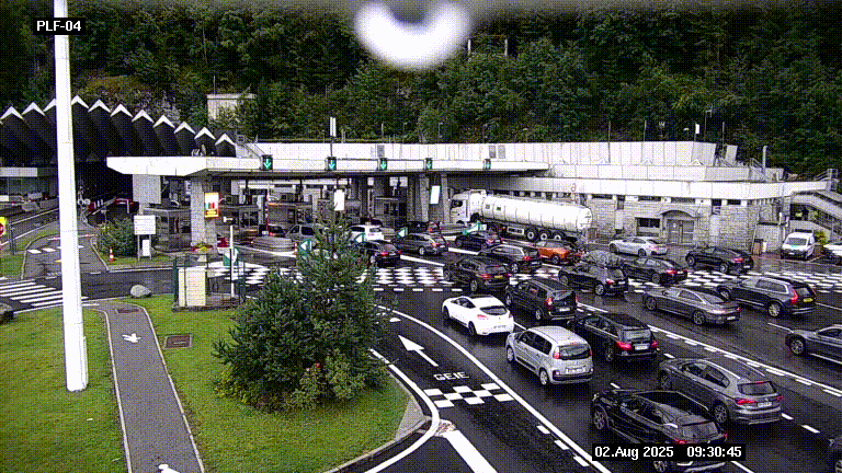 Webcam au péage du tunnel du Mont-Blanc, côté entrée France à Chamonix, au bout de l'A40