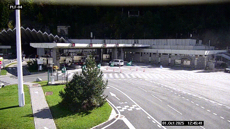 Webcam au péage du tunnel du Mont-Blanc, côté entrée France à Chamonix, au bout de l'A40