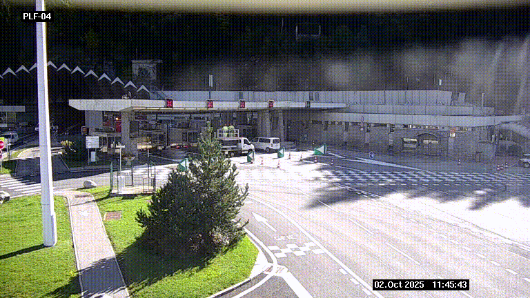 Webcam au péage du tunnel du Mont-Blanc, côté entrée France à Chamonix, au bout de l'A40