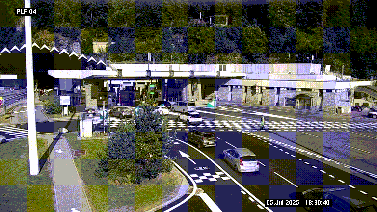 Webcam au péage du tunnel du Mont-Blanc, côté entrée France à Chamonix, au bout de l'A40