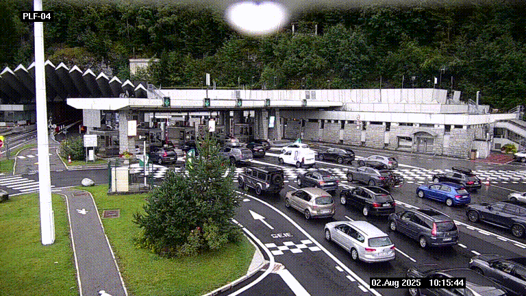 <h2>Webcam au péage du tunnel du Mont-Blanc, côté entrée France à Chamonix, au bout de l'A40</h2>