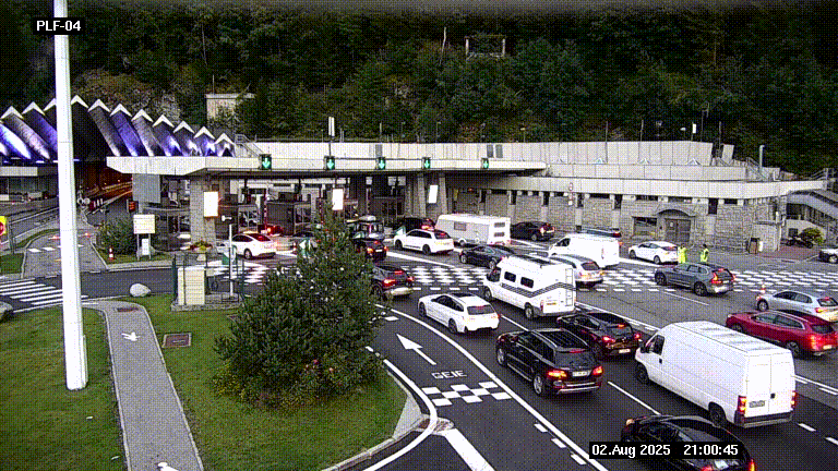 Webcam au péage du tunnel du Mont-Blanc, côté entrée France à Chamonix, au bout de l'A40