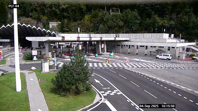 Webcam au péage du tunnel du Mont-Blanc, côté entrée France à Chamonix, au bout de l'A40