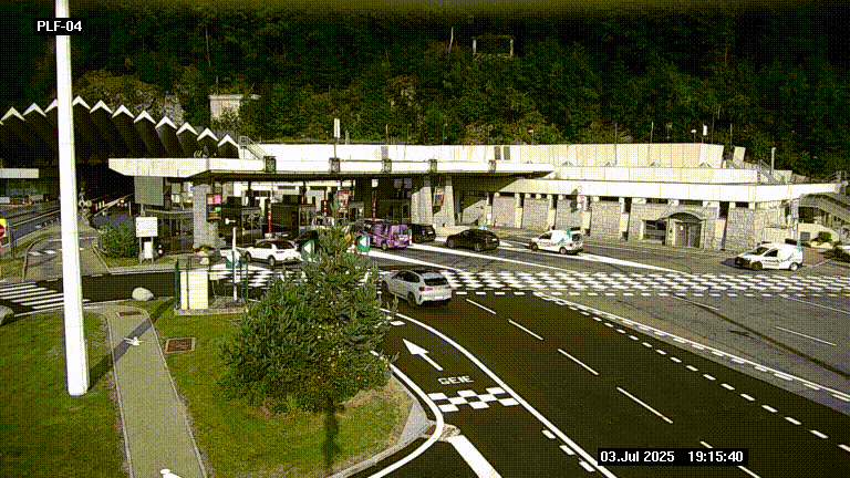 Webcam au péage du tunnel du Mont-Blanc, côté entrée France à Chamonix, au bout de l'A40