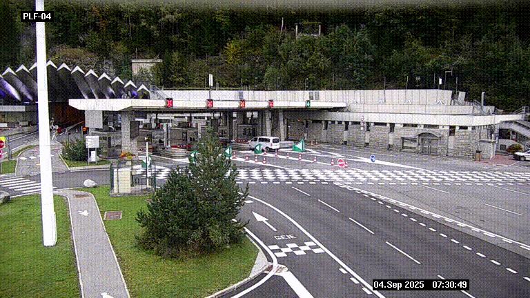 <h2>Webcam au péage du tunnel du Mont-Blanc, côté entrée France à Chamonix, au bout de l'A40</h2>
