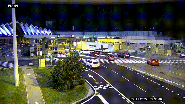 Webcam au péage du tunnel du Mont-Blanc, côté entrée France à Chamonix, au bout de l'A40