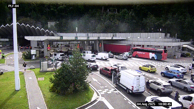 Webcam au péage du tunnel du Mont-Blanc, côté entrée France à Chamonix, au bout de l'A40