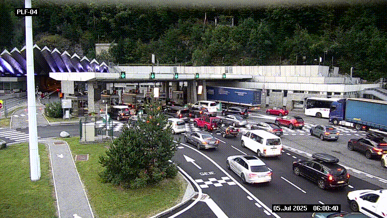 Webcam au péage du tunnel du Mont-Blanc, côté entrée France à Chamonix, au bout de l'A40