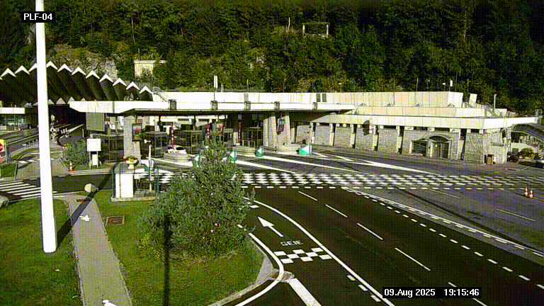 Webcam au péage du tunnel du Mont-Blanc, côté entrée France à Chamonix, au bout de l'A40