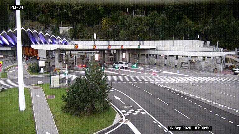 Webcam au péage du tunnel du Mont-Blanc, côté entrée France à Chamonix, au bout de l'A40