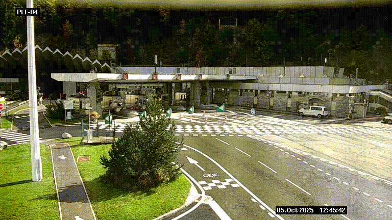Webcam au péage du tunnel du Mont-Blanc, côté entrée France à Chamonix, au bout de l'A40
