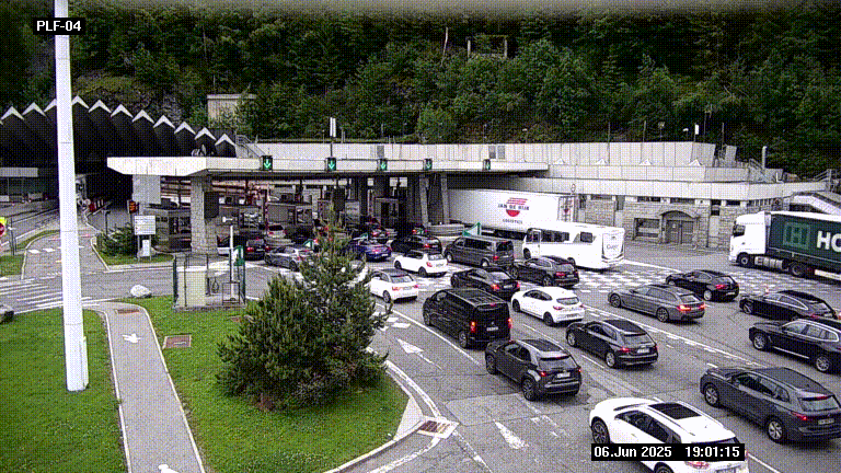 Webcam au péage du tunnel du Mont-Blanc, côté entrée France à Chamonix, au bout de l'A40