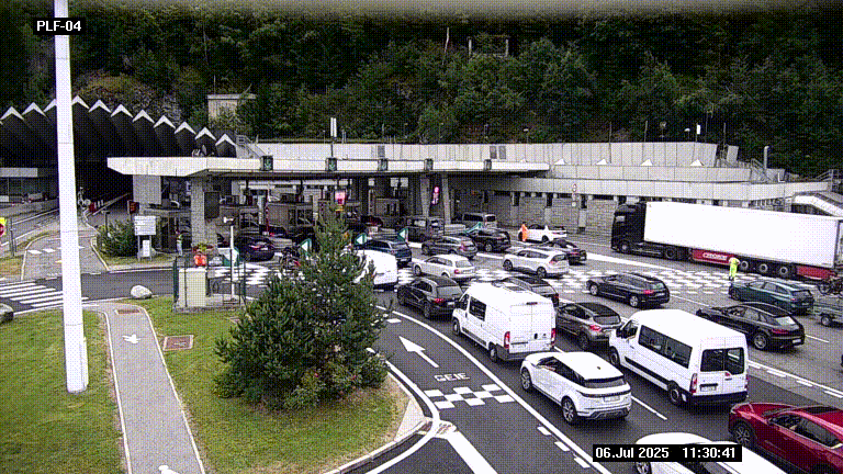 Webcam au péage du tunnel du Mont-Blanc, côté entrée France à Chamonix, au bout de l'A40