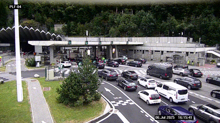 Webcam au péage du tunnel du Mont-Blanc, côté entrée France à Chamonix, au bout de l'A40
