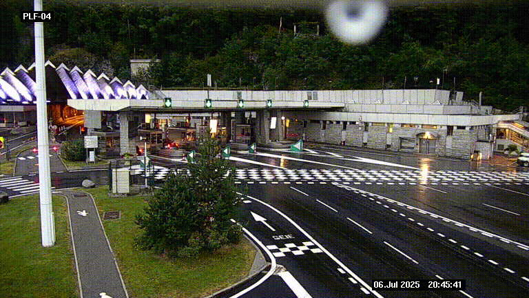 Webcam au péage du tunnel du Mont-Blanc, côté entrée France à Chamonix, au bout de l'A40