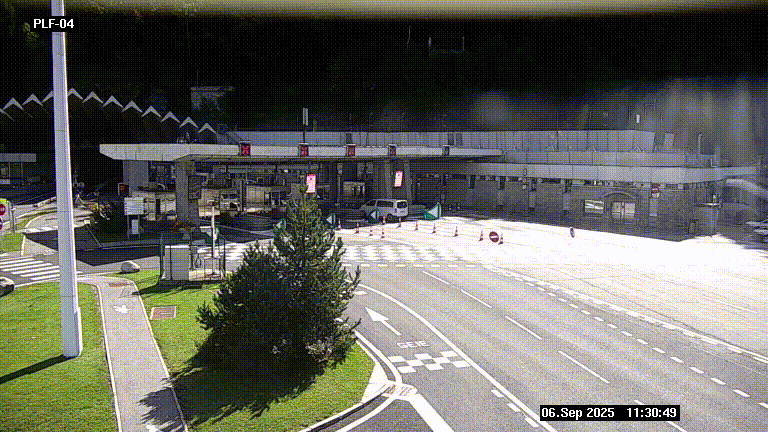 Webcam au péage du tunnel du Mont-Blanc, côté entrée France à Chamonix, au bout de l'A40
