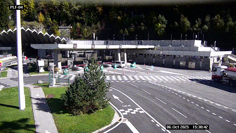 Webcam au péage du tunnel du Mont-Blanc, côté entrée France à Chamonix, au bout de l'A40