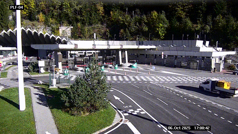 Webcam au péage du tunnel du Mont-Blanc, côté entrée France à Chamonix, au bout de l'A40