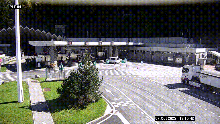 Webcam au péage du tunnel du Mont-Blanc, côté entrée France à Chamonix, au bout de l'A40