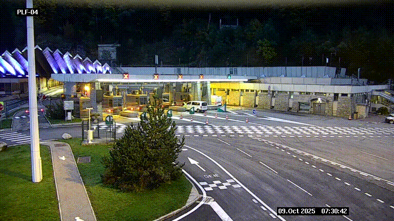 Webcam au péage du tunnel du Mont-Blanc, côté entrée France à Chamonix, au bout de l'A40