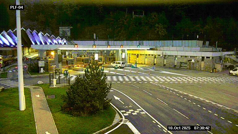Webcam au péage du tunnel du Mont-Blanc, côté entrée France à Chamonix, au bout de l'A40