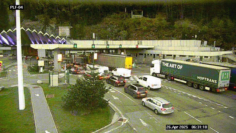 Webcam au péage du tunnel du Mont-Blanc, côté entrée France à Chamonix, au bout de l'A40