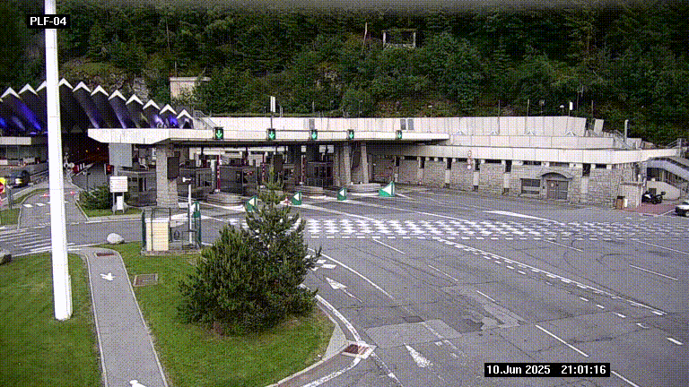 Webcam au péage du tunnel du Mont-Blanc, côté entrée France à Chamonix, au bout de l'A40