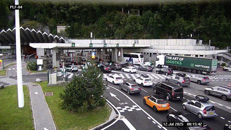 Webcam au péage du tunnel du Mont-Blanc, côté entrée France à Chamonix, au bout de l'A40