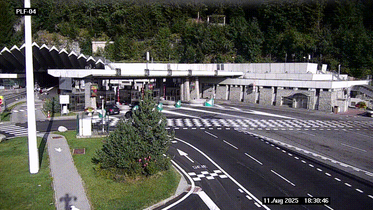 <h2>Webcam au péage du tunnel du Mont-Blanc, côté entrée France à Chamonix, au bout de l'A40</h2>