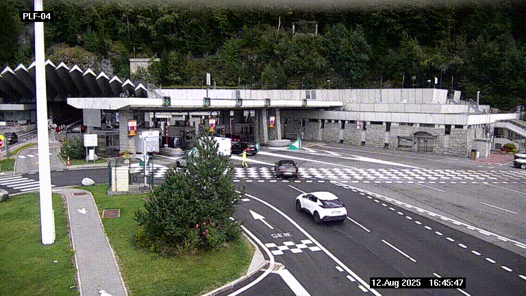 Webcam au péage du tunnel du Mont-Blanc, côté entrée France à Chamonix, au bout de l'A40