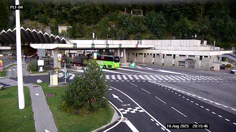 Webcam au péage du tunnel du Mont-Blanc, côté entrée France à Chamonix, au bout de l'A40