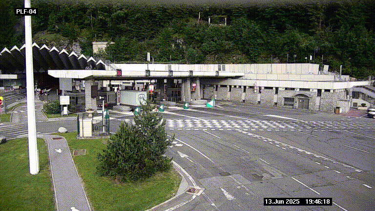 Webcam au péage du tunnel du Mont-Blanc, côté entrée France à Chamonix, au bout de l'A40