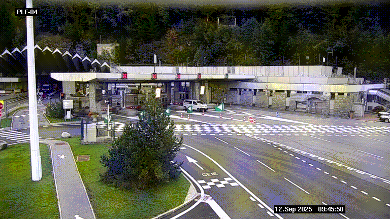 Webcam au péage du tunnel du Mont-Blanc, côté entrée France à Chamonix, au bout de l'A40