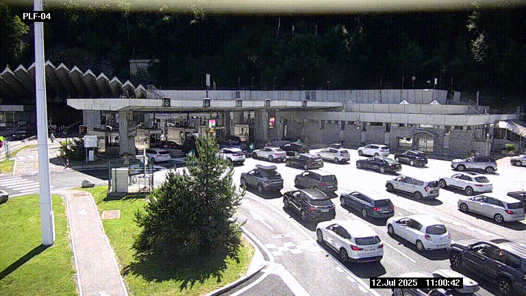 Webcam au péage du tunnel du Mont-Blanc, côté entrée France à Chamonix, au bout de l'A40