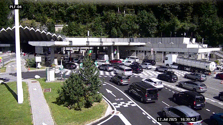Webcam au péage du tunnel du Mont-Blanc, côté entrée France à Chamonix, au bout de l'A40