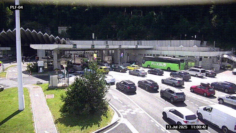 Webcam au péage du tunnel du Mont-Blanc, côté entrée France à Chamonix, au bout de l'A40