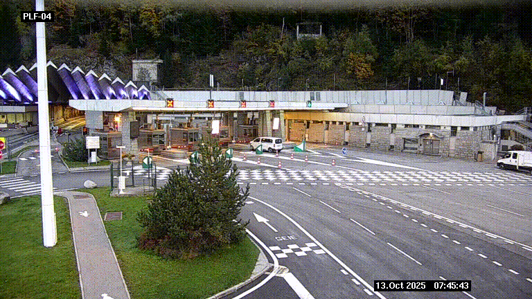 Webcam au péage du tunnel du Mont-Blanc, côté entrée France à Chamonix, au bout de l'A40