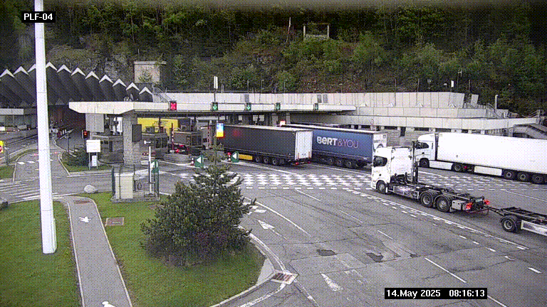 Webcam au péage du tunnel du Mont-Blanc, côté entrée France à Chamonix, au bout de l'A40