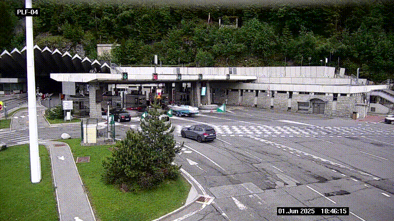 Webcam au péage du tunnel du Mont-Blanc, côté entrée France à Chamonix, au bout de l'A40