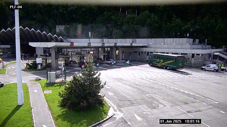Webcam au péage du tunnel du Mont-Blanc, côté entrée France à Chamonix, au bout de l'A40