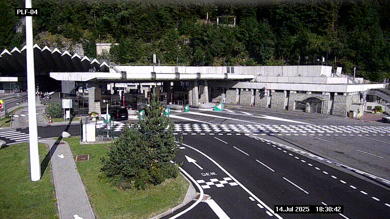 <h2>Webcam au péage du tunnel du Mont-Blanc, côté entrée France à Chamonix, au bout de l'A40</h2>