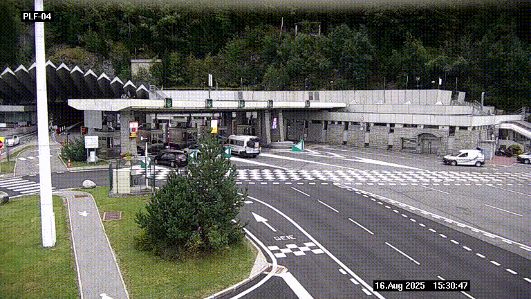 Webcam au péage du tunnel du Mont-Blanc, côté entrée France à Chamonix, au bout de l'A40