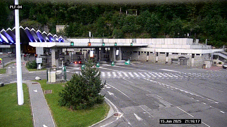 Webcam au péage du tunnel du Mont-Blanc, côté entrée France à Chamonix, au bout de l'A40