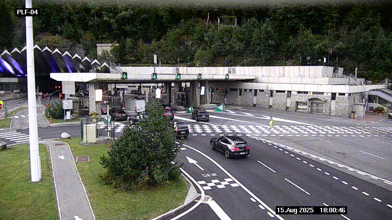 Webcam au péage du tunnel du Mont-Blanc, côté entrée France à Chamonix, au bout de l'A40