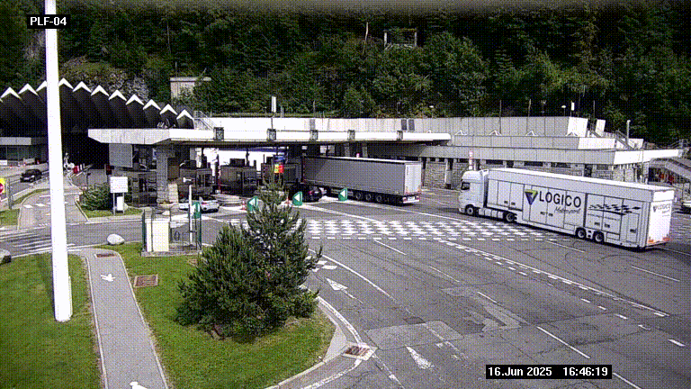 Webcam au péage du tunnel du Mont-Blanc, côté entrée France à Chamonix, au bout de l'A40