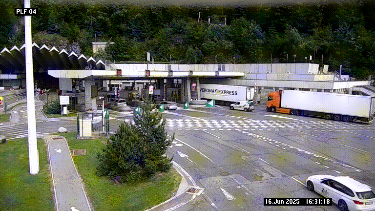 Webcam au péage du tunnel du Mont-Blanc, côté entrée France à Chamonix, au bout de l'A40
