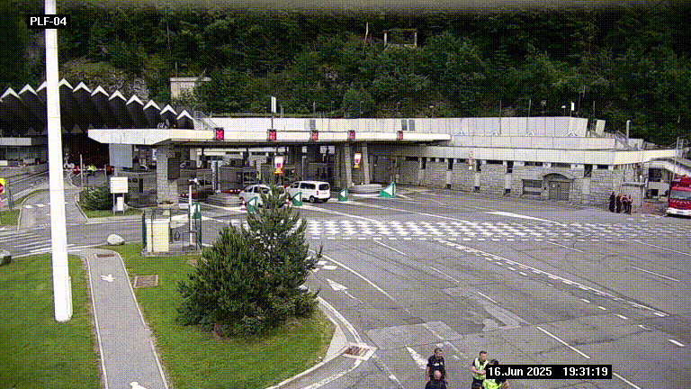 Webcam au péage du tunnel du Mont-Blanc, côté entrée France à Chamonix, au bout de l'A40