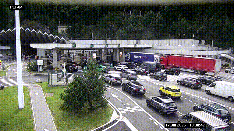 <h2>Webcam au péage du tunnel du Mont-Blanc, côté entrée France à Chamonix, au bout de l'A40</h2>