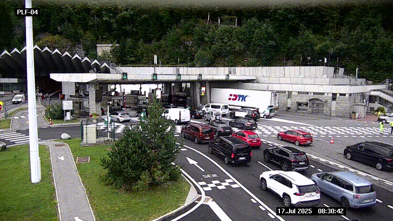 Webcam au péage du tunnel du Mont-Blanc, côté entrée France à Chamonix, au bout de l'A40