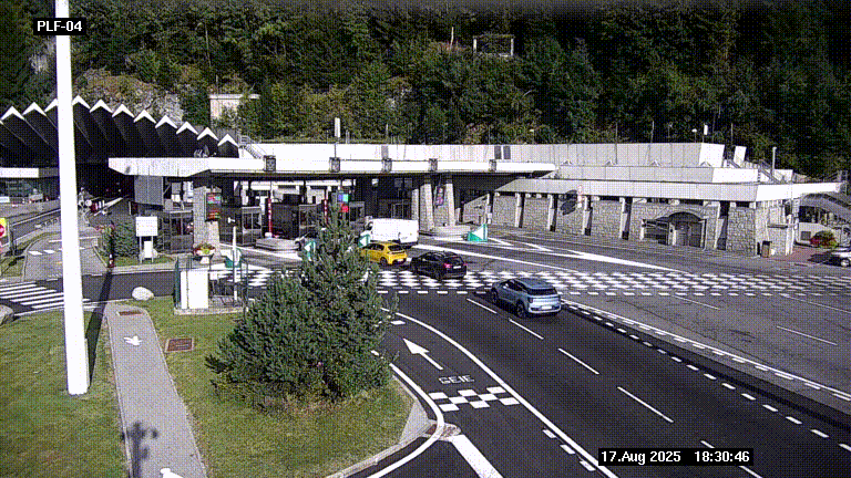 Webcam au péage du tunnel du Mont-Blanc, côté entrée France à Chamonix, au bout de l'A40